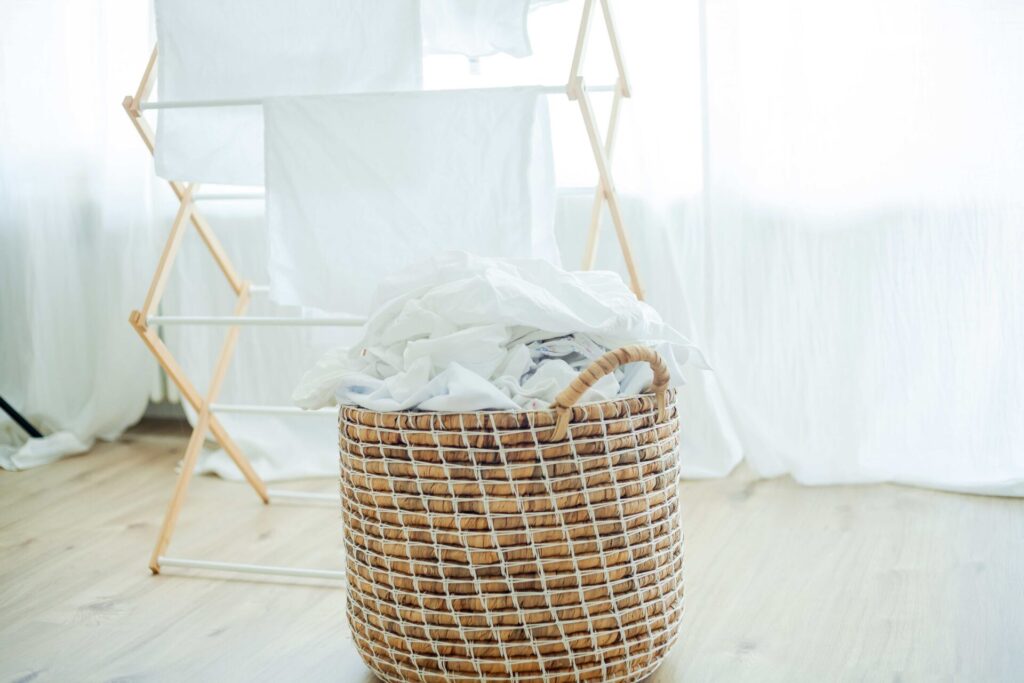 ซื้อเครื่องอบผ้าดีไหม มีข้อดีอย่างไรบ้าง