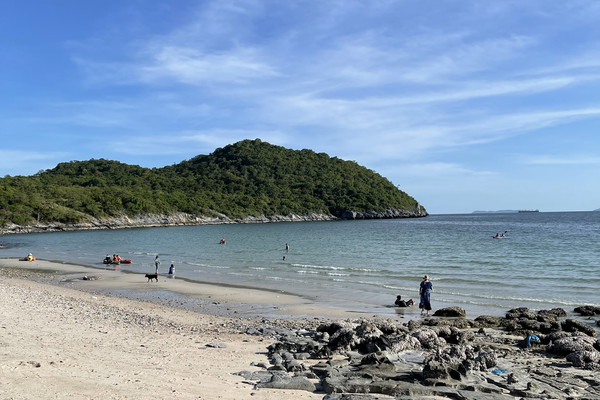 หาดถ้ำพัง